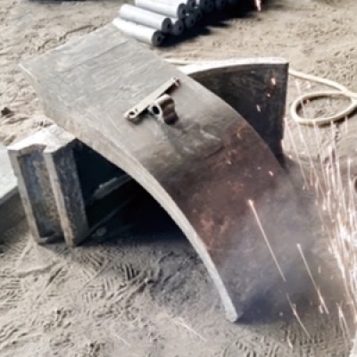 Tấm gạt xỉ lò